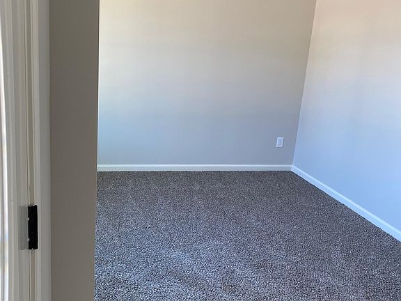 Separate living room/office/study