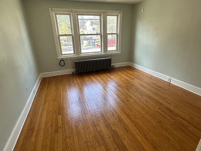 77 Hanmer St #1E — Photo 16