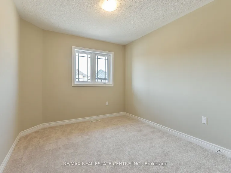 44 Cittadella Blvd — Photo 20