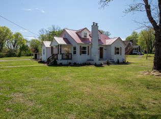 704 N Wright Rd, Alcoa, TN 37701