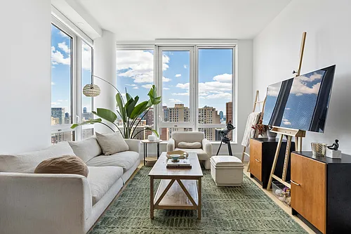 368 3rd Ave #21A Photo 1