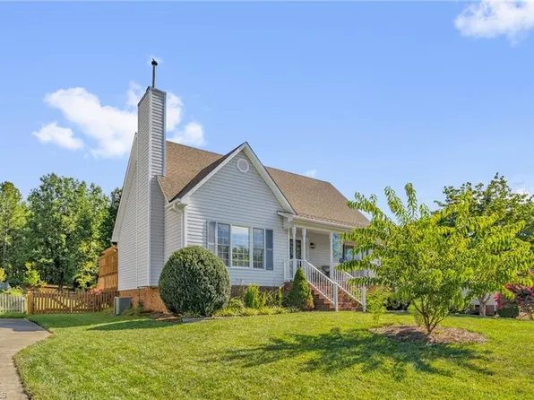 4121 Tolley Ridge Ln, Winston Salem, NC 27106