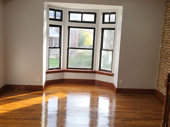 Bay Windows in Living room