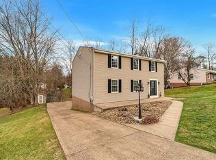 146 Lansdowne Dr, Coraopolis, PA 15108