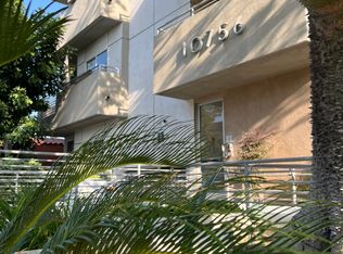 10756 Camarillo St APT 203, North Hollywood, CA 91602