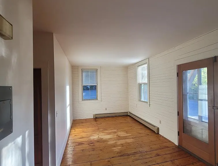 14 Main St #10 — Photo 2