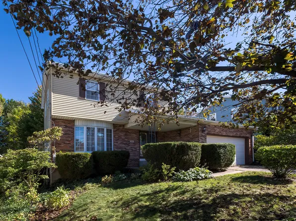 4411 Wayne St, Erie, PA 16504