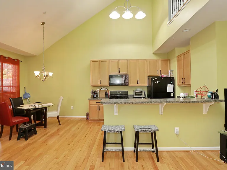 31 Steeplechase Dr — Photo 24