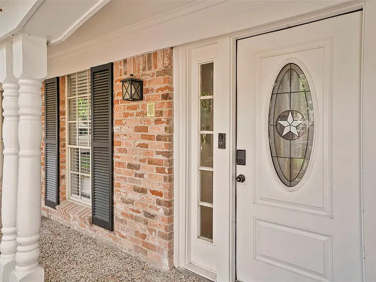 1523 Saddlecreek Dr — Photo 34