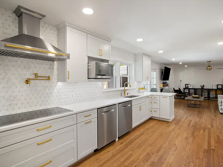 2606 N Quincy St — Photo 24