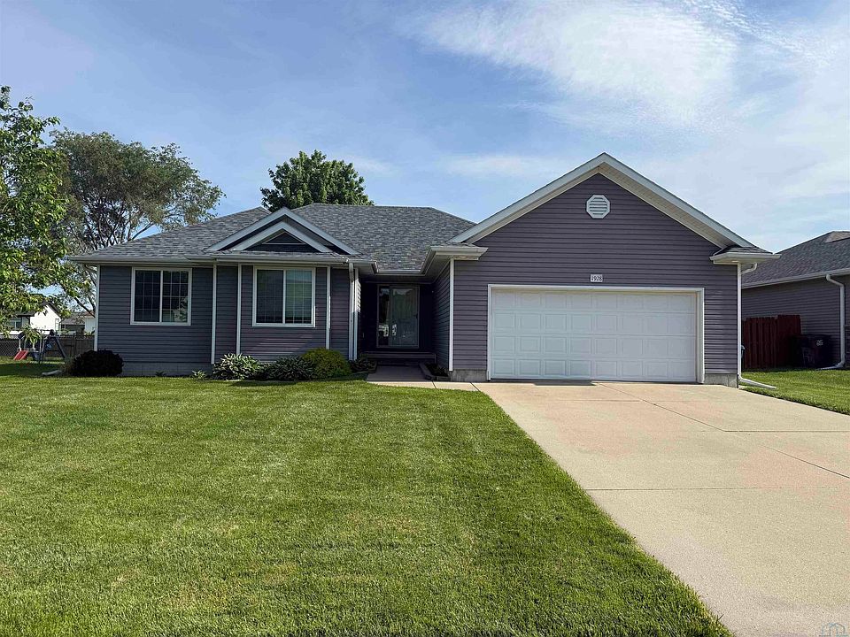 1st image of 1928 Missouri View Ln