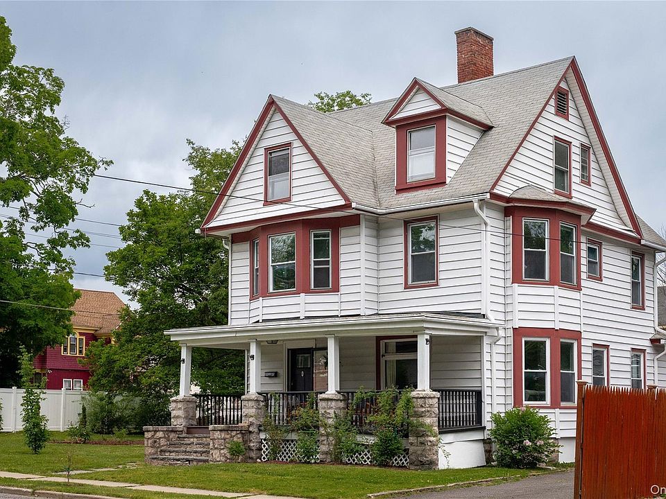 1st image of 38 Warren Street