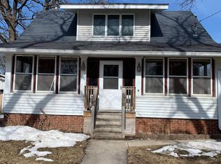 504 4th St SE, Mason City, IA 50401