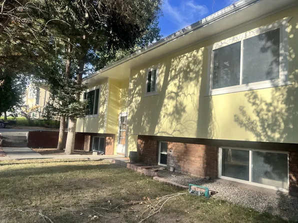 3152 Scenic View Dr, Elko, NV 89801