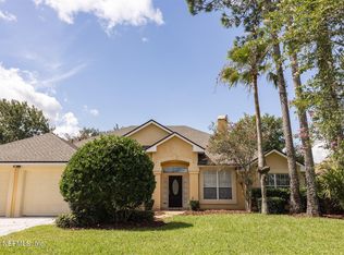 2215 Harbor Lake Dr, Fleming Island, FL 32003