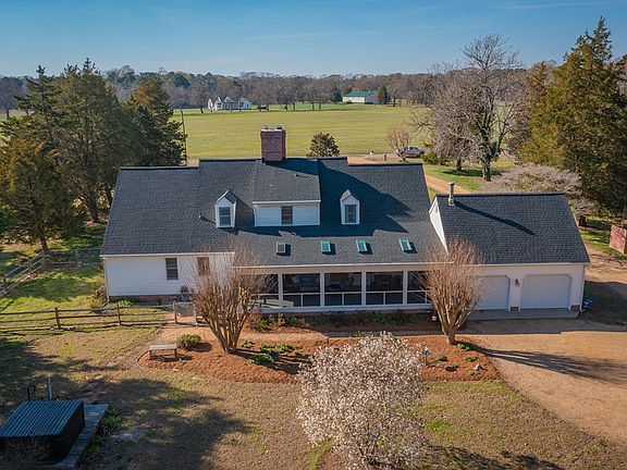 2nd image of 354 Greenfield Rd