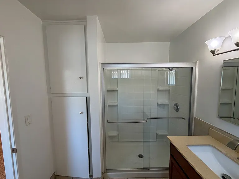 2227 E Westport Dr — Photo 10