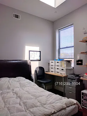 Rented by Manhattan Management LLC | media 4