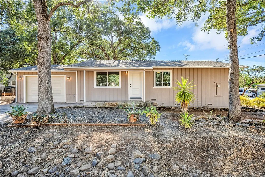 15993 35th Ave photo 1