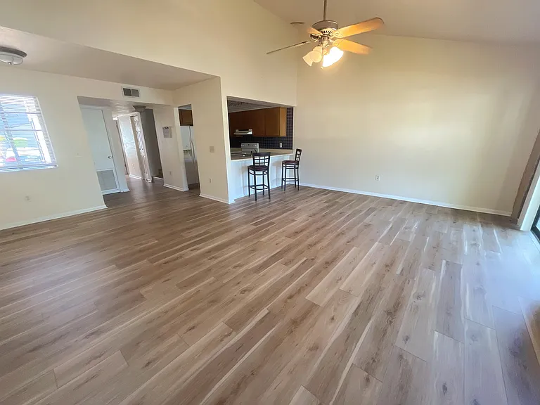 4345 SW 20th Ln — Photo 12