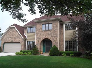 532 Alexandria Dr, Naperville, IL