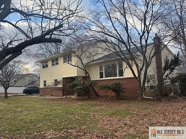 1st image of 1868 Oak Tree Rd