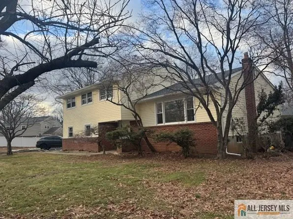 1868 Oak Tree Rd, Edison, NJ 08820