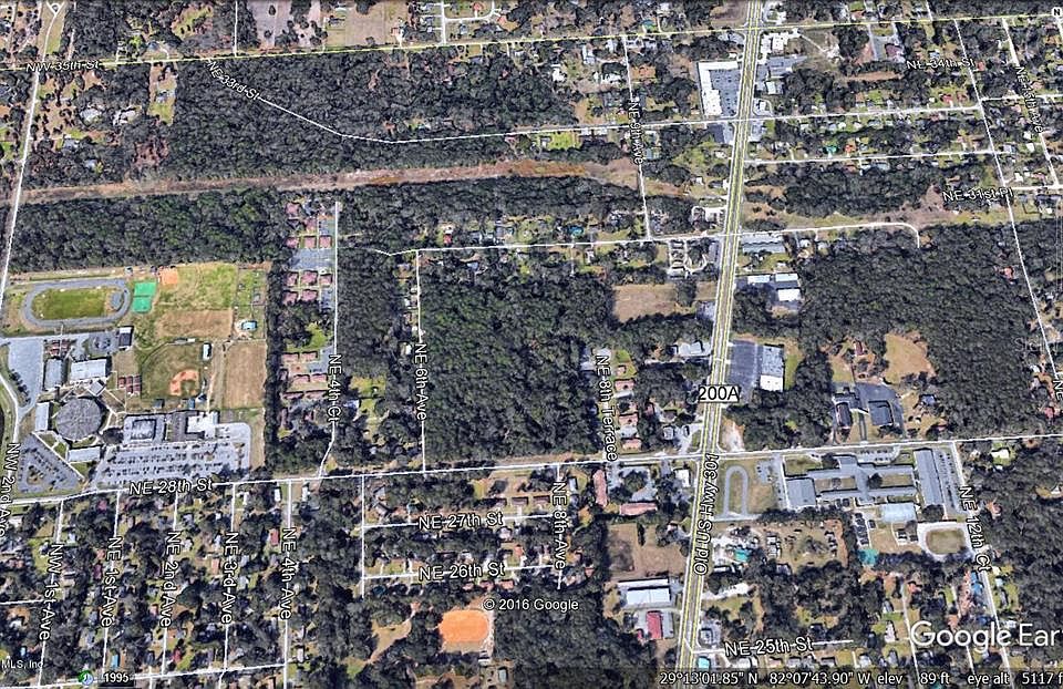 2nd image of 805 NE 28th St