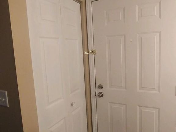 4th image of 209 Glengarry Dr APT 303