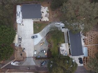 915 Nine Oaks Ln, Nipomo, CA 93444