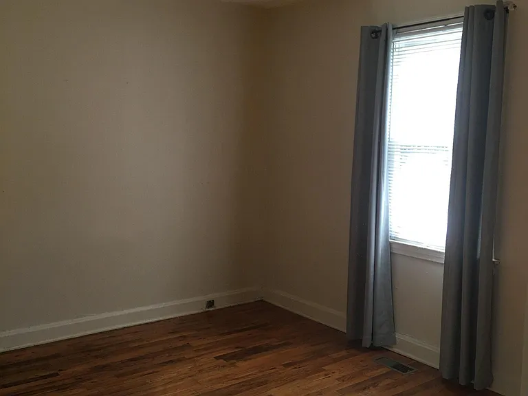 34 Orlando Ave — Photo 6
