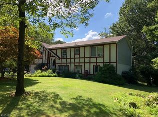 22 Corey Rd, Flanders, NJ 07836