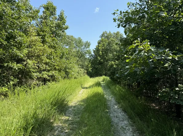 12514 E 1500 Road, Stockton, MO 65785