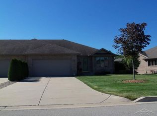7255 Spring Lake Trl, Saginaw, MI 48603