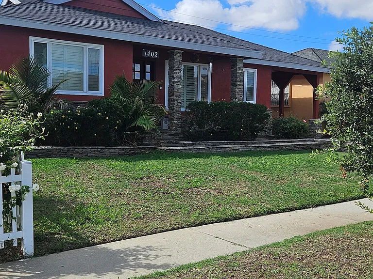 1402 W Piru St — Photo 5