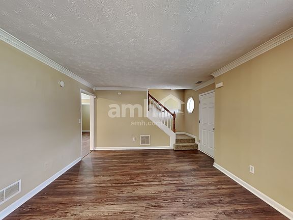 3rd image of 2818 Green Estates Dr