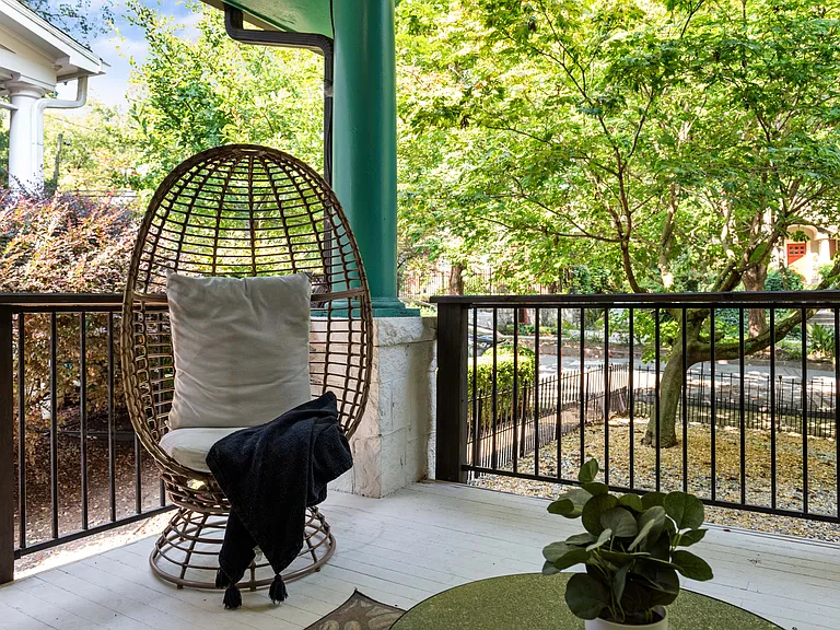 799 Charles Allen Dr NE #1 — Photo 43