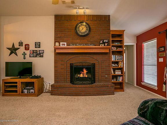 4th image of 27 Windy Meadow Ln