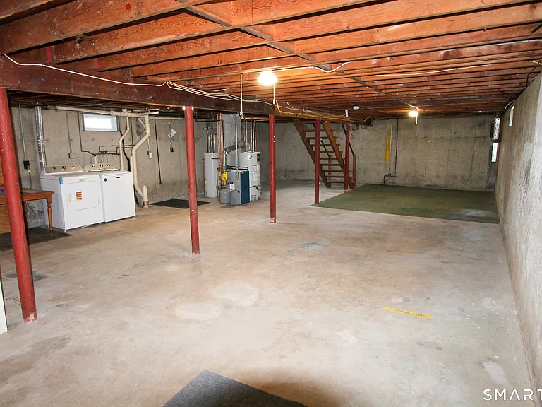 17 Pinehurst Ave #2 — Photo 21