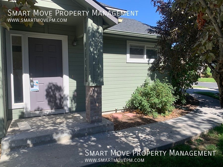 1st image of 9978 W Sleepy Hollow Ln