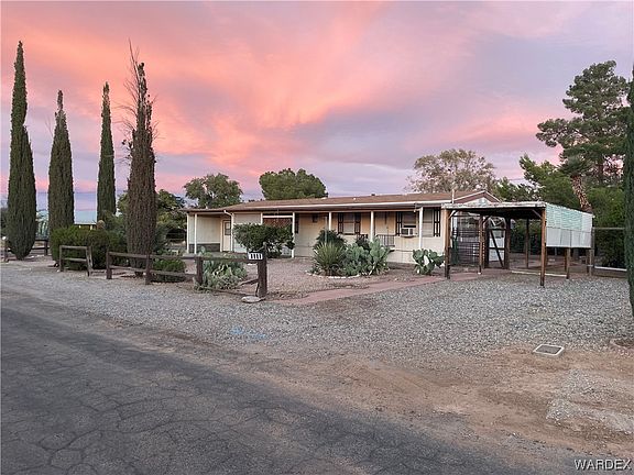 3rd image of 4540 N Marilyn Drive