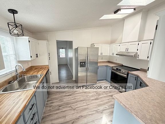 4th image of 2647 Oglesby Dr