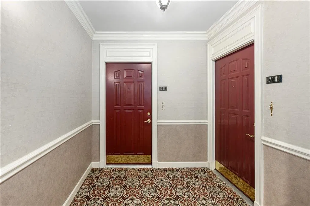 2 bed, 2.0 bath, 1386 sqft, $2,800 — Photo 2