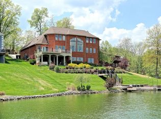 19592 Knollwood Dr, Lawrenceburg, IN 47025