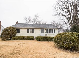 32 Gunhill Rd, New Britain, CT 06053