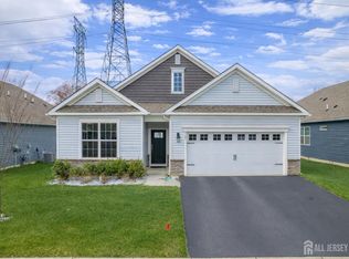 109 Congressional Ct, Moorestown, NJ