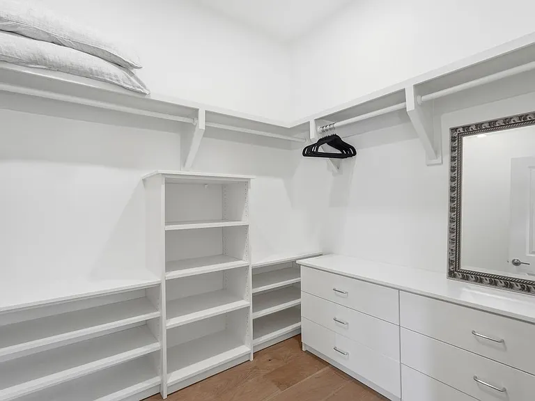 105 Risewell Ct — Photo 13