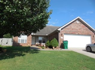 2445 Persimmon St, Springdale, AR 72764