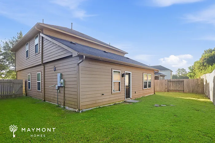6019 Burnet Bend Ave — Photo 3
