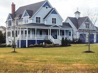 86 Linden Rd, Hampton Falls, NH 03844